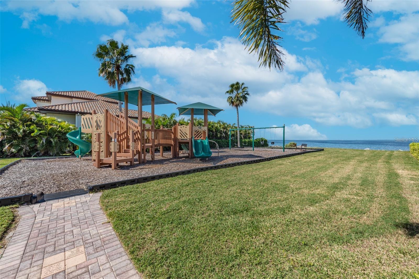 5913 LA ROSA LN, APOLLO BEACH, FL — photo 9