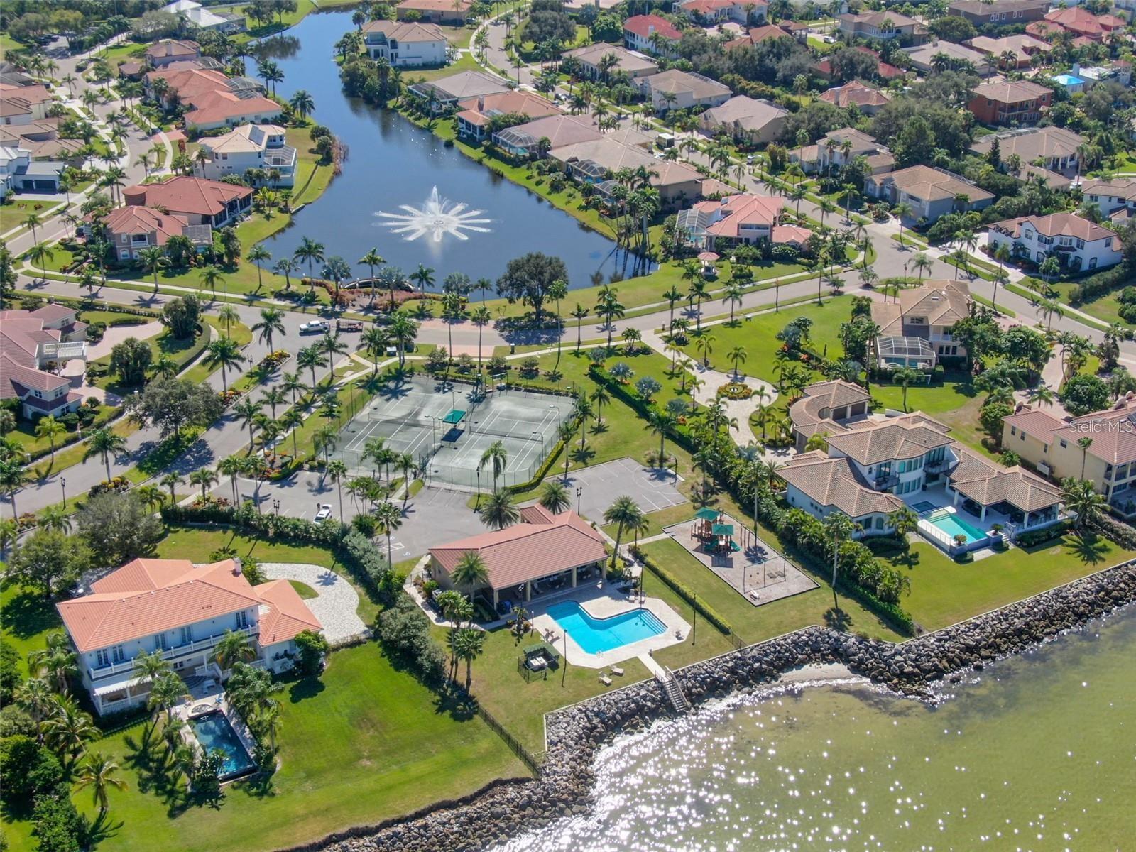 5913 LA ROSA LN, APOLLO BEACH, FL — photo 10