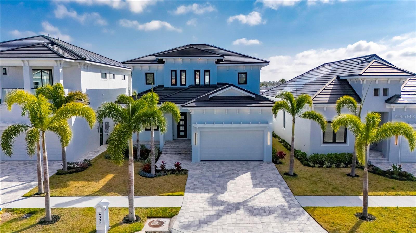 6538 SIMONE SHORES CIR, APOLLO BEACH, FL