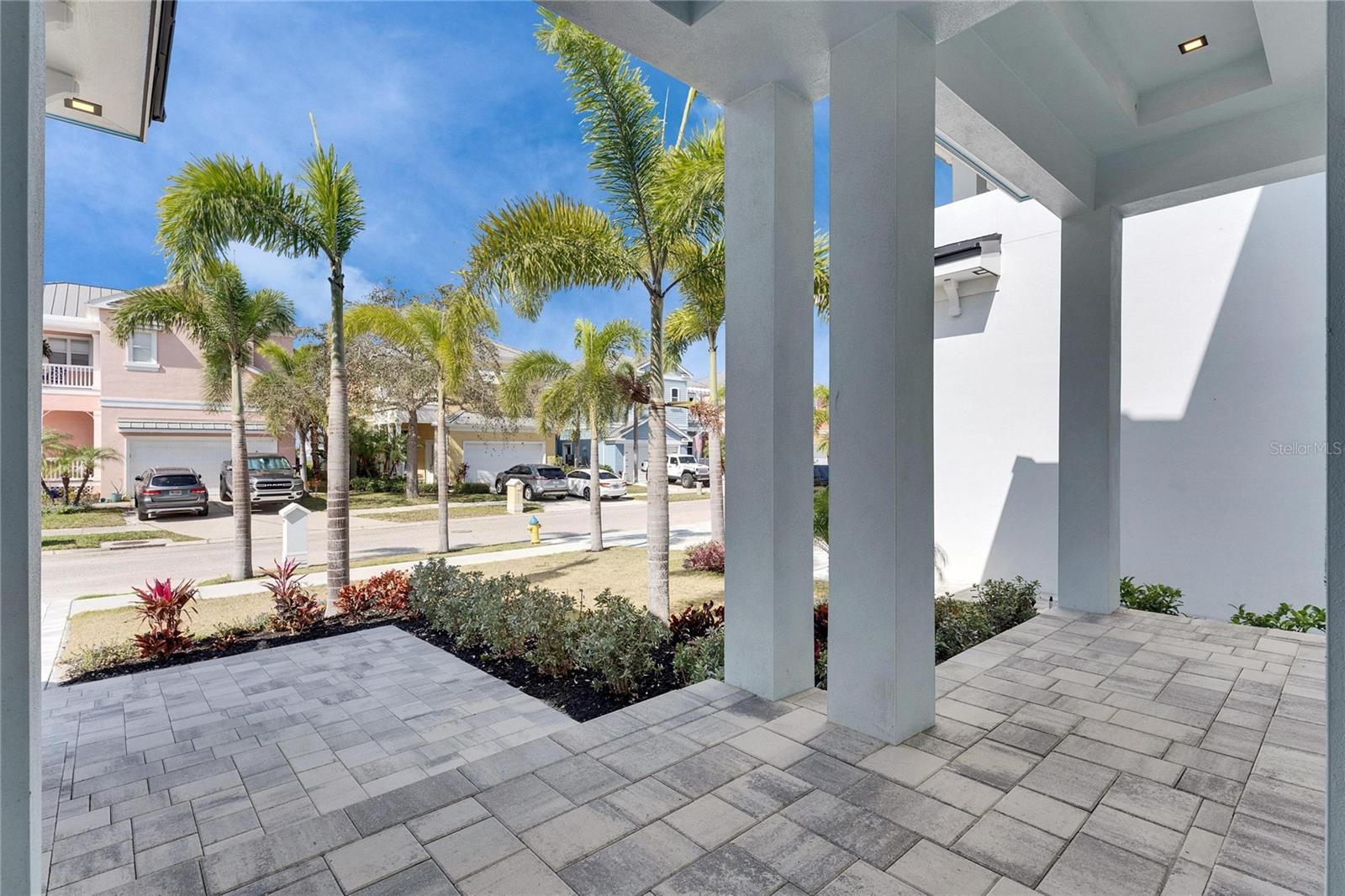 6538 SIMONE SHORES CIR, APOLLO BEACH, FL — photo 8