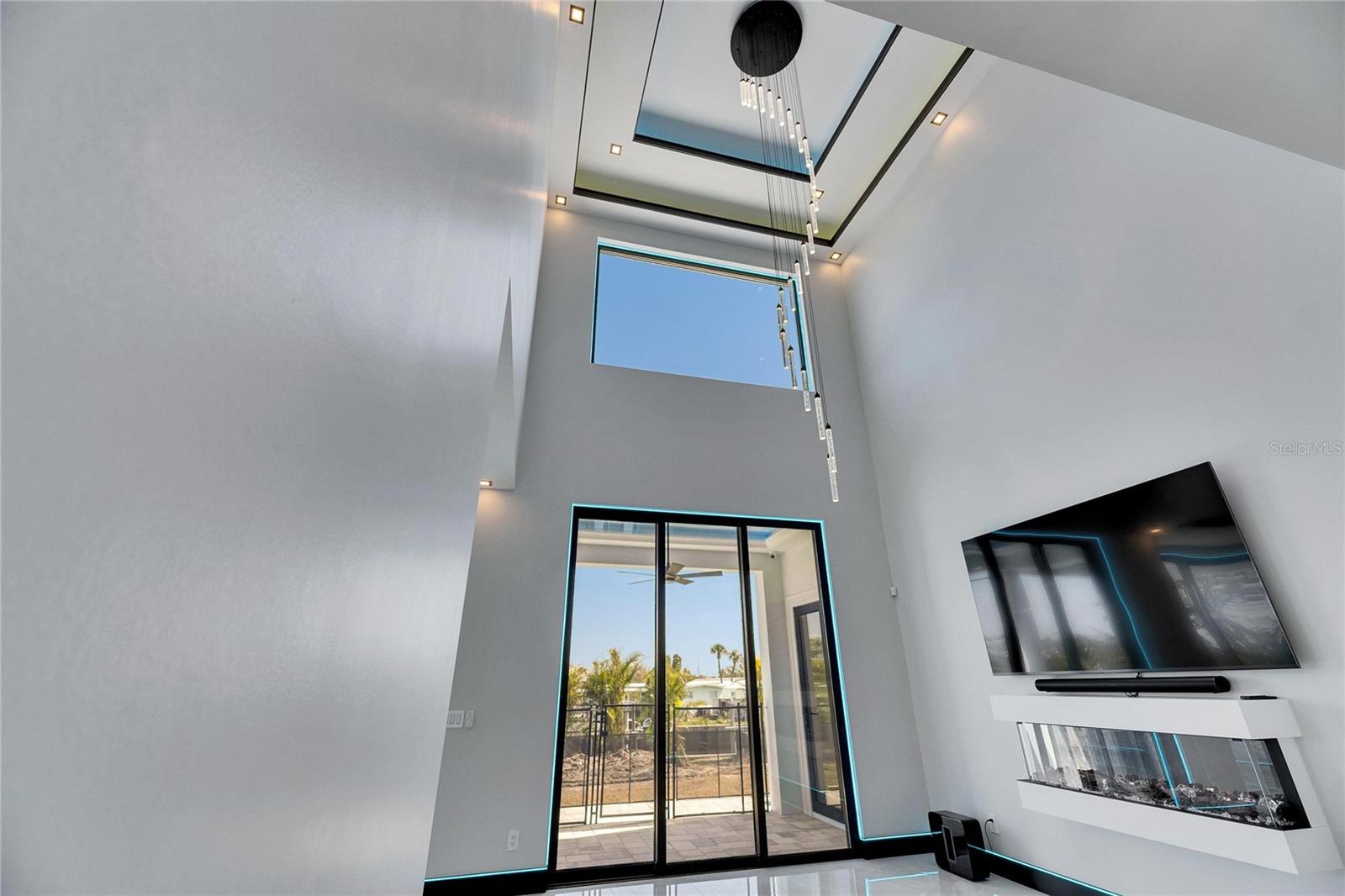 6538 SIMONE SHORES CIR, APOLLO BEACH, FL — photo 11