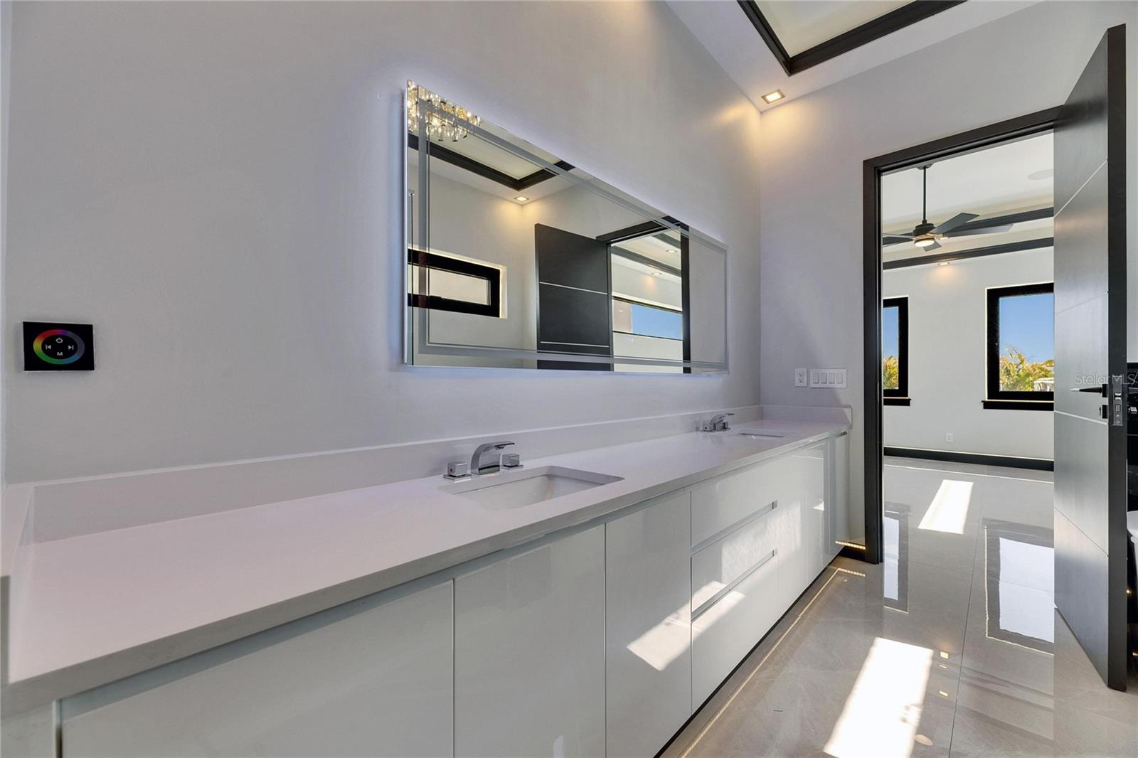 6538 SIMONE SHORES CIR, APOLLO BEACH, FL — photo 43