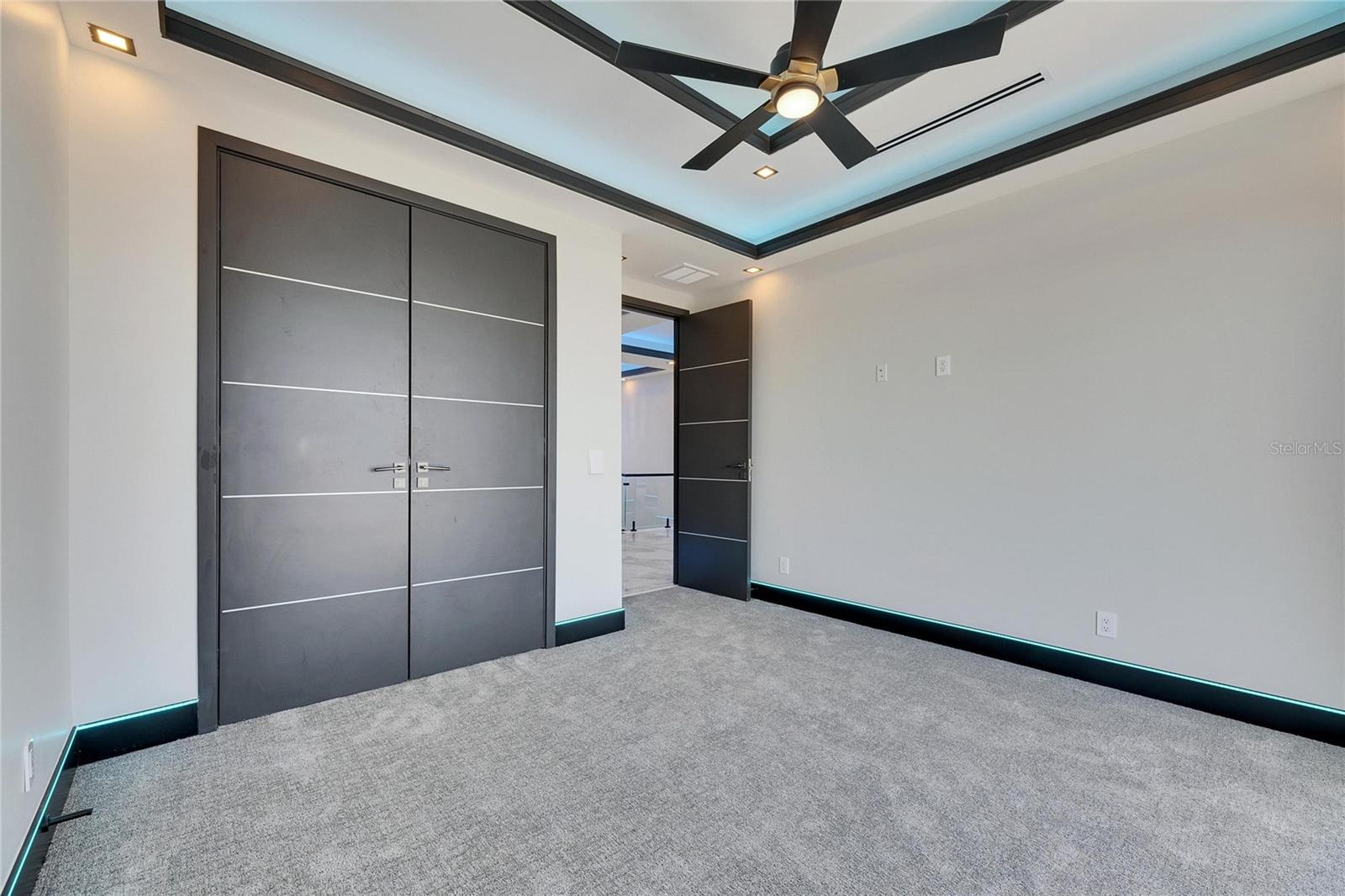 6538 SIMONE SHORES CIR, APOLLO BEACH, FL — photo 53