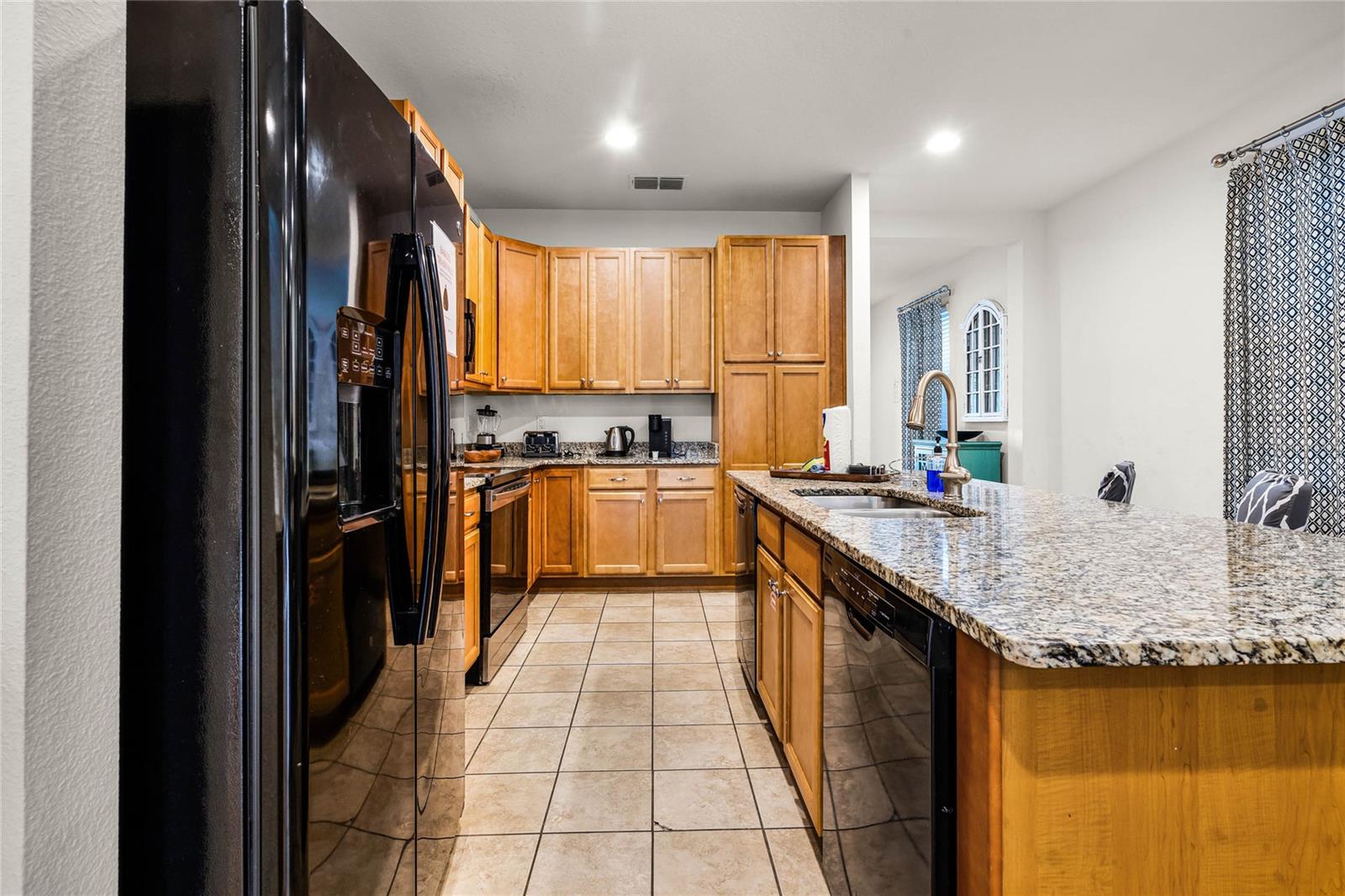 350 PENDANT CT, KISSIMMEE, FL — photo 9