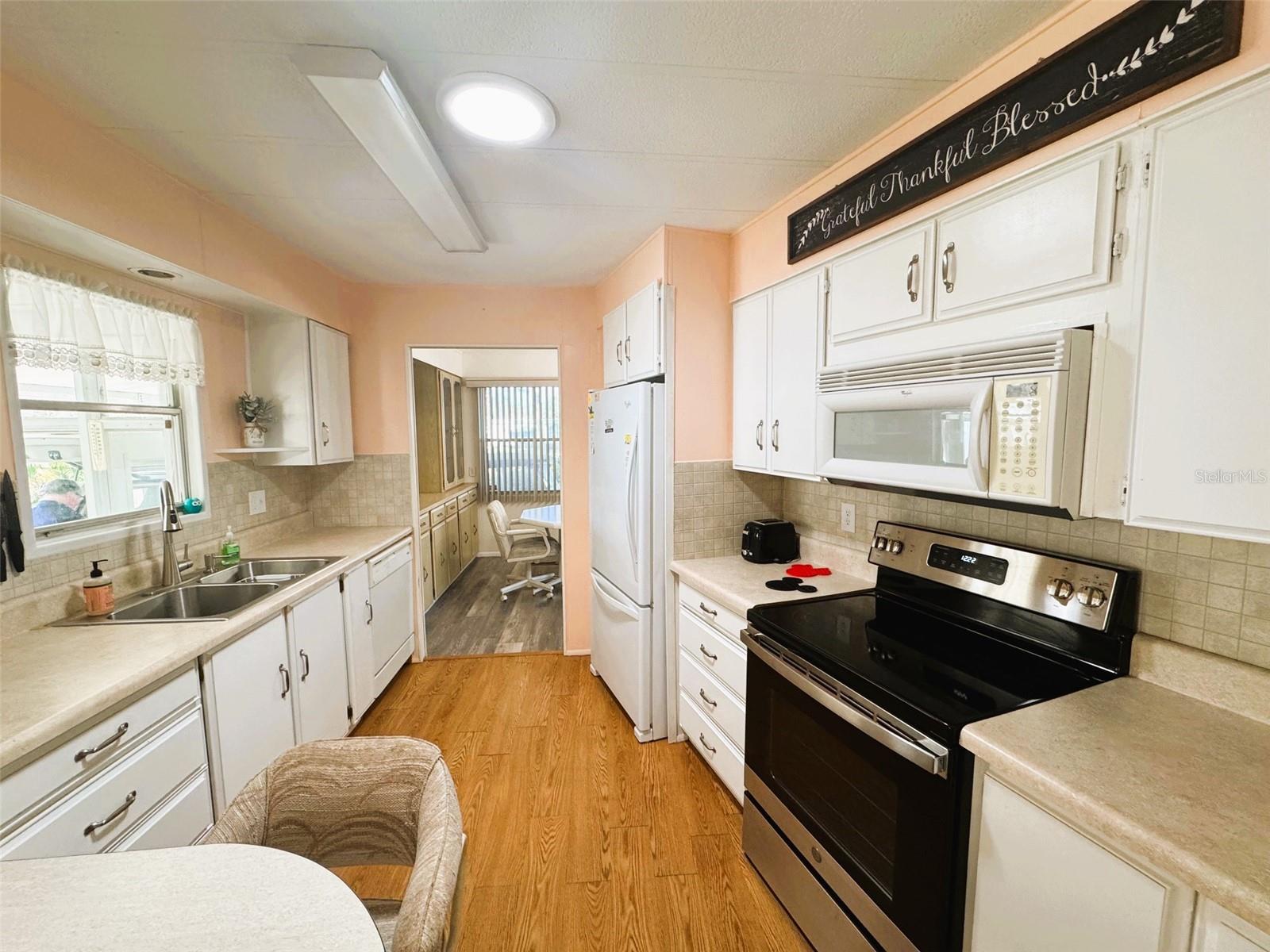 408 HAWTHORNE BLVD, LEESBURG, FL — photo 23