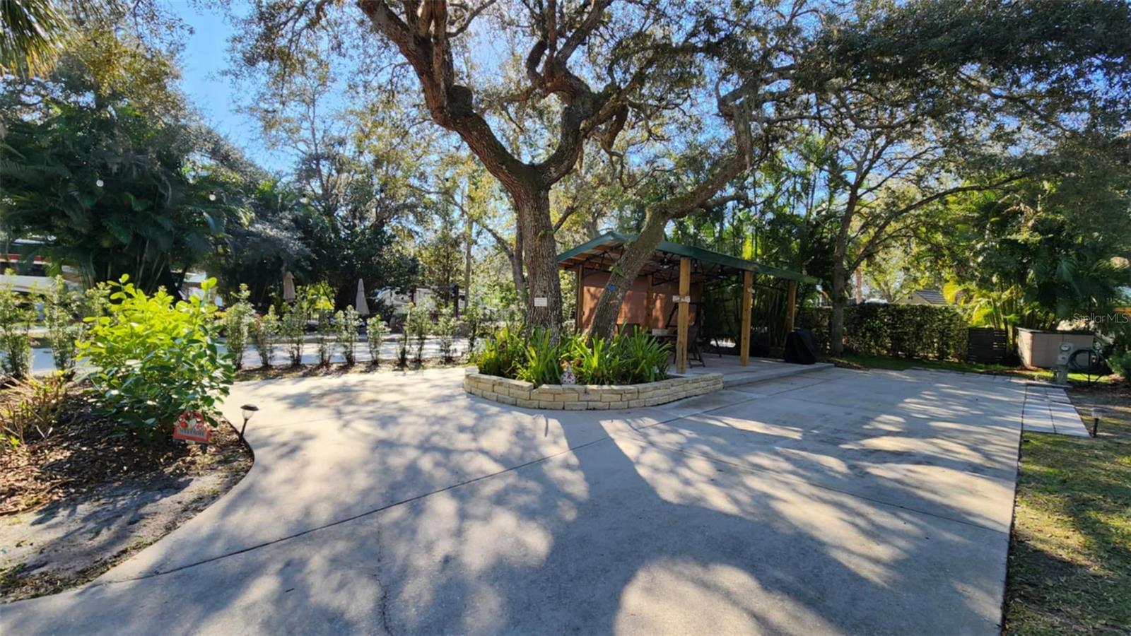 253 SADDLE LN, RIVER RANCH, FL