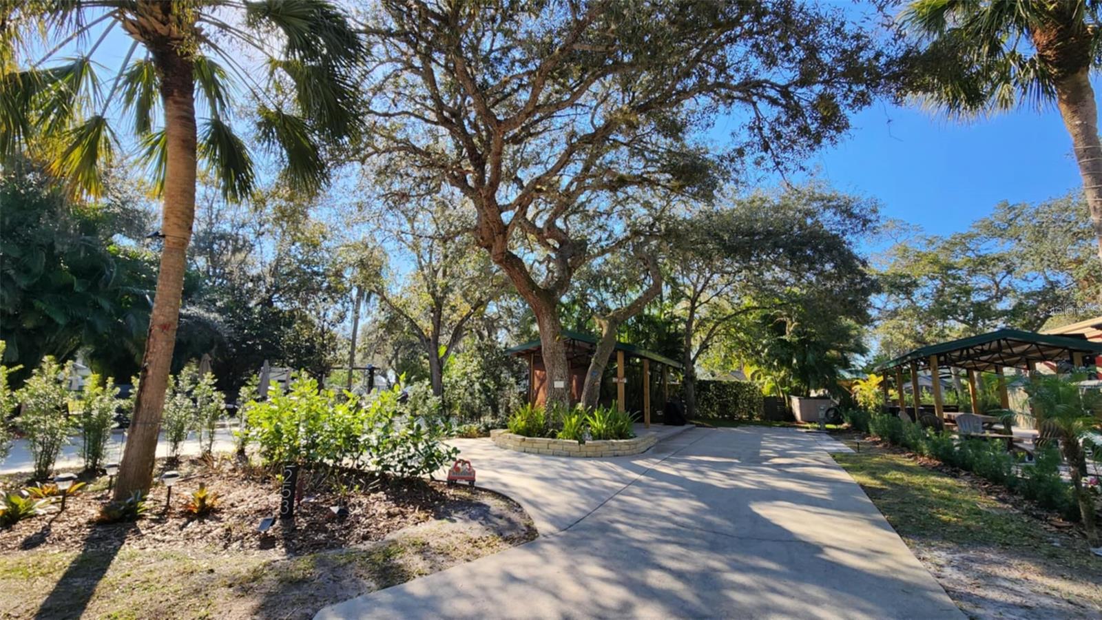 253 SADDLE LN, RIVER RANCH, FL — photo 6