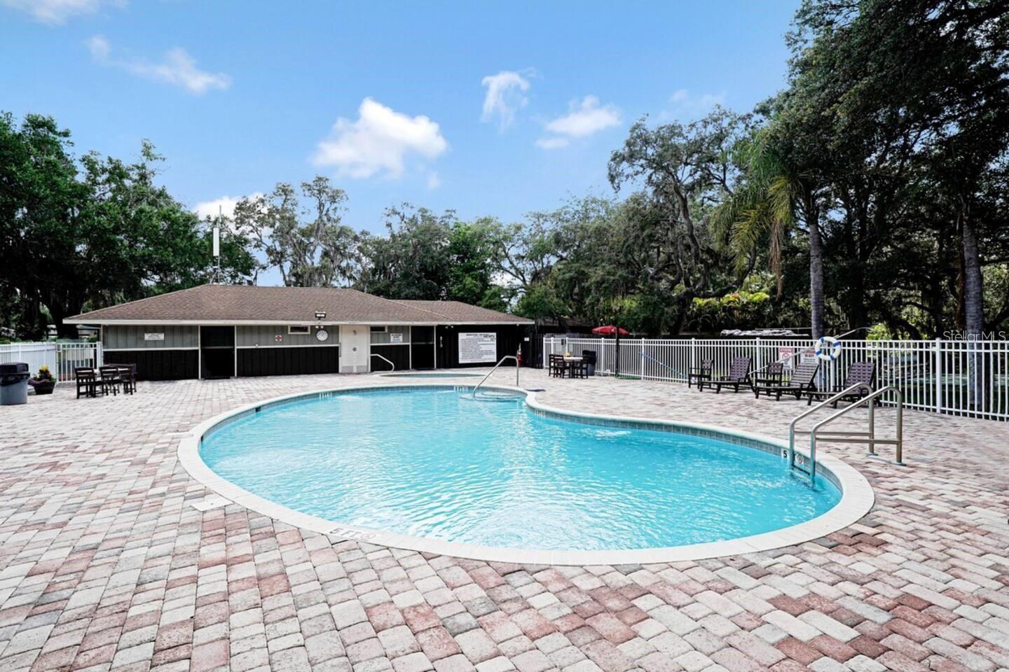 253 SADDLE LN, RIVER RANCH, FL — photo 17