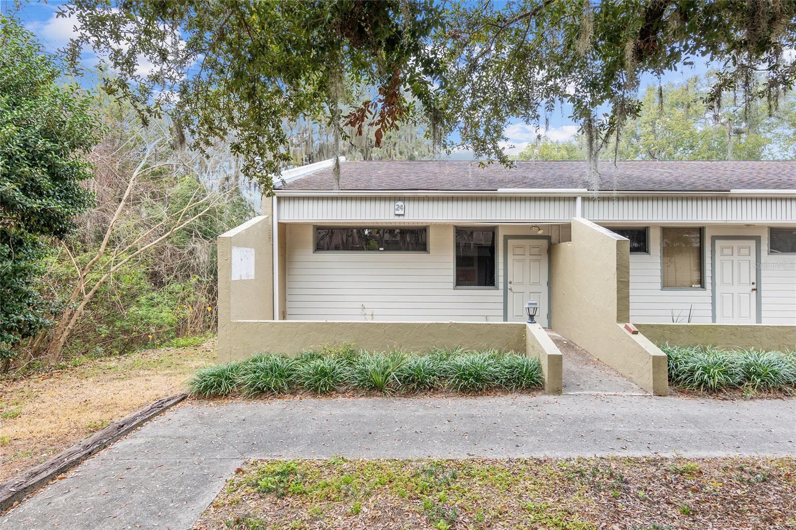 2801 SW COLLEGE RD #24, OCALA, FL