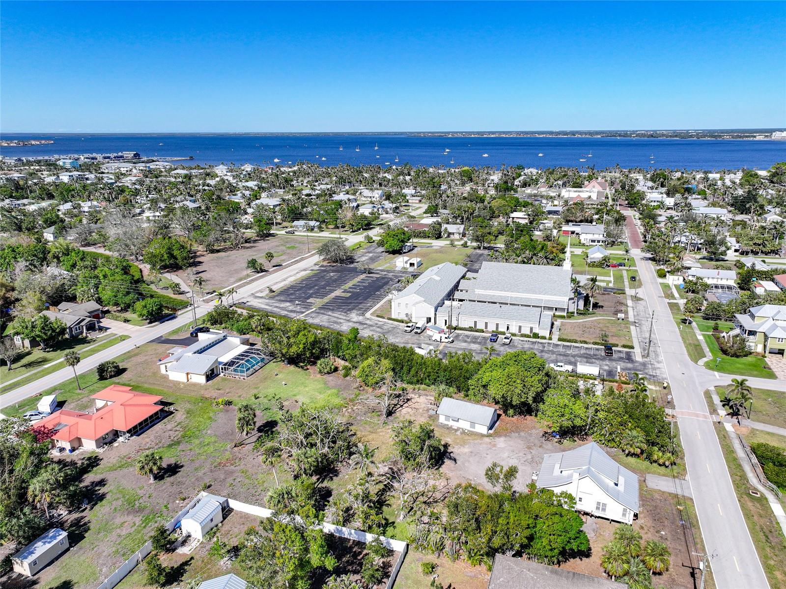 GILL ST, PUNTA GORDA, FL — photo 2