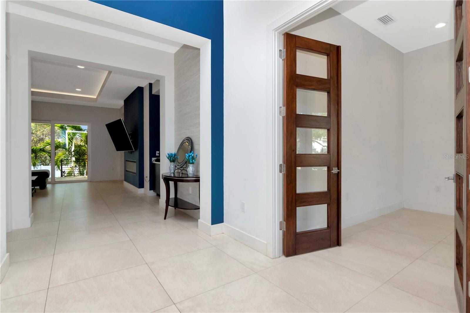 4604 W LOWELL AVE, TAMPA, FL — photo 8