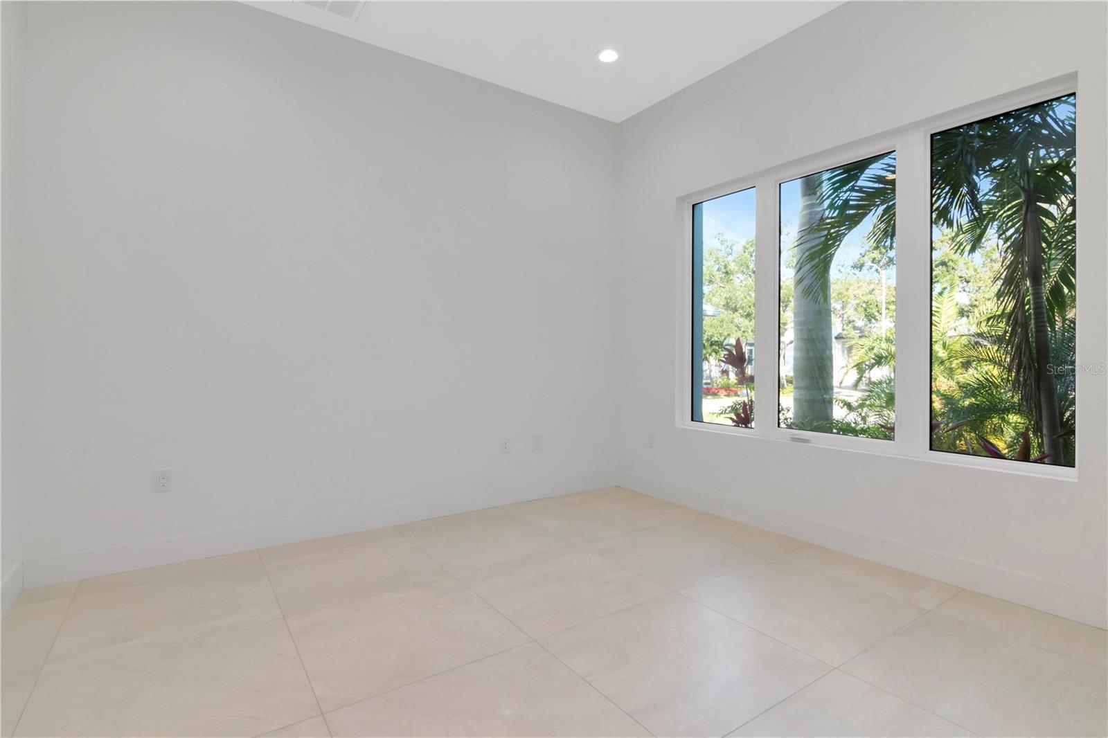 4604 W LOWELL AVE, TAMPA, FL — photo 9