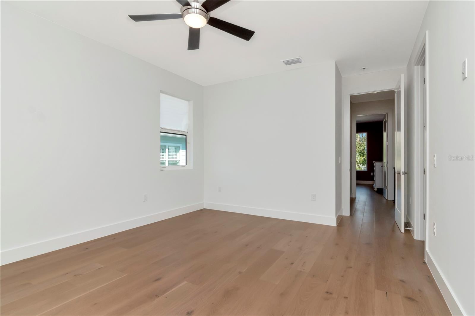 4604 W LOWELL AVE, TAMPA, FL — photo 63