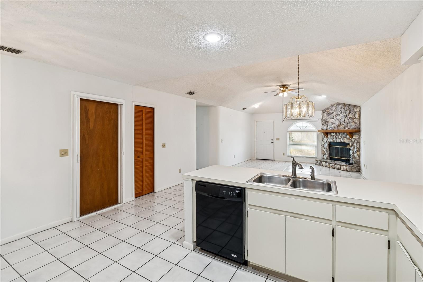 23227 CLUB VILLAS DR #38, LAND O LAKES, FL — photo 16