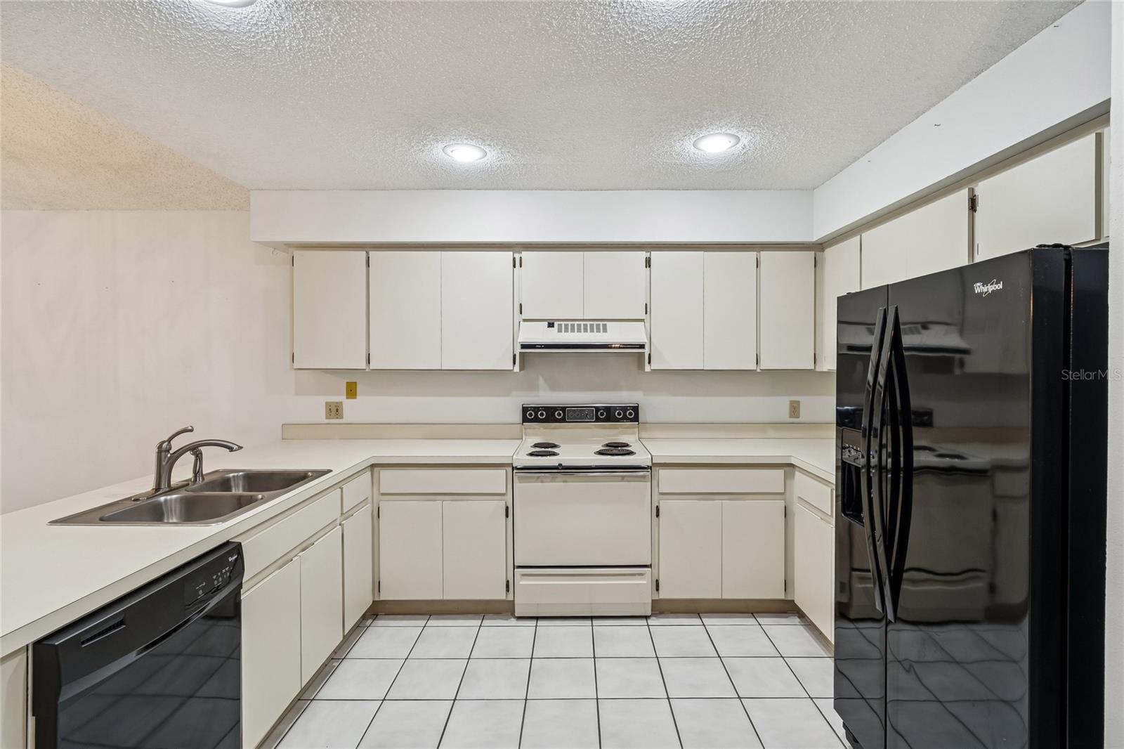 23227 CLUB VILLAS DR #38, LAND O LAKES, FL — photo 14