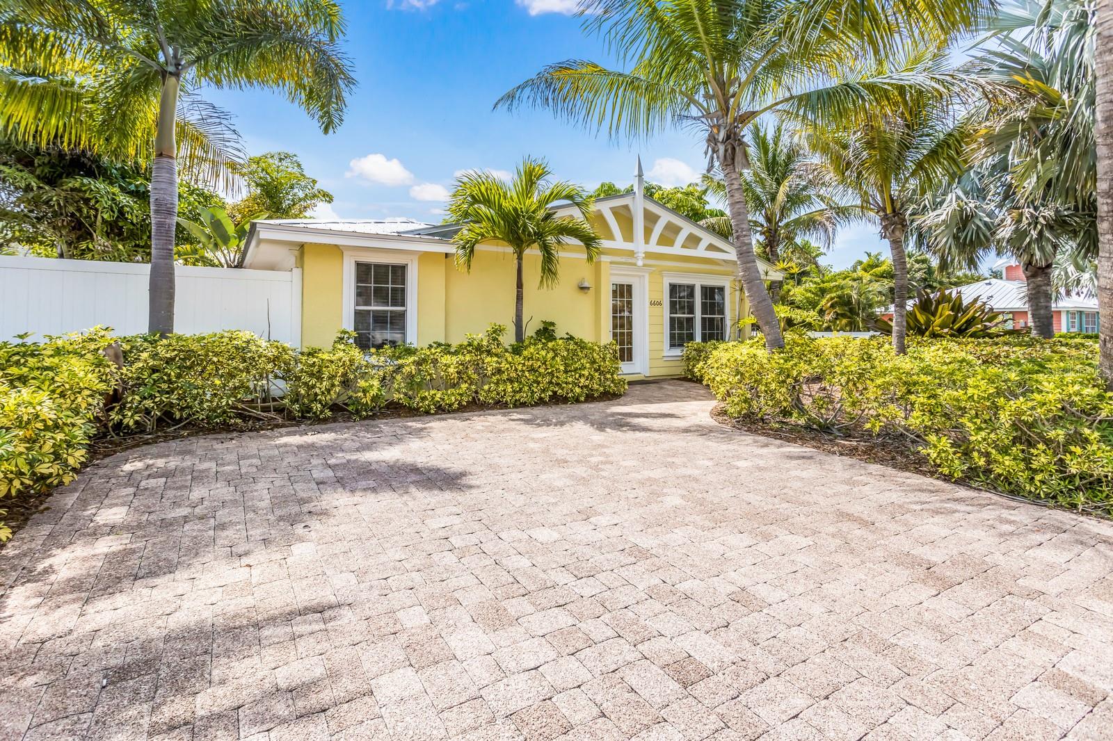 6606 HOLMES BLVD #3, HOLMES BEACH, FL