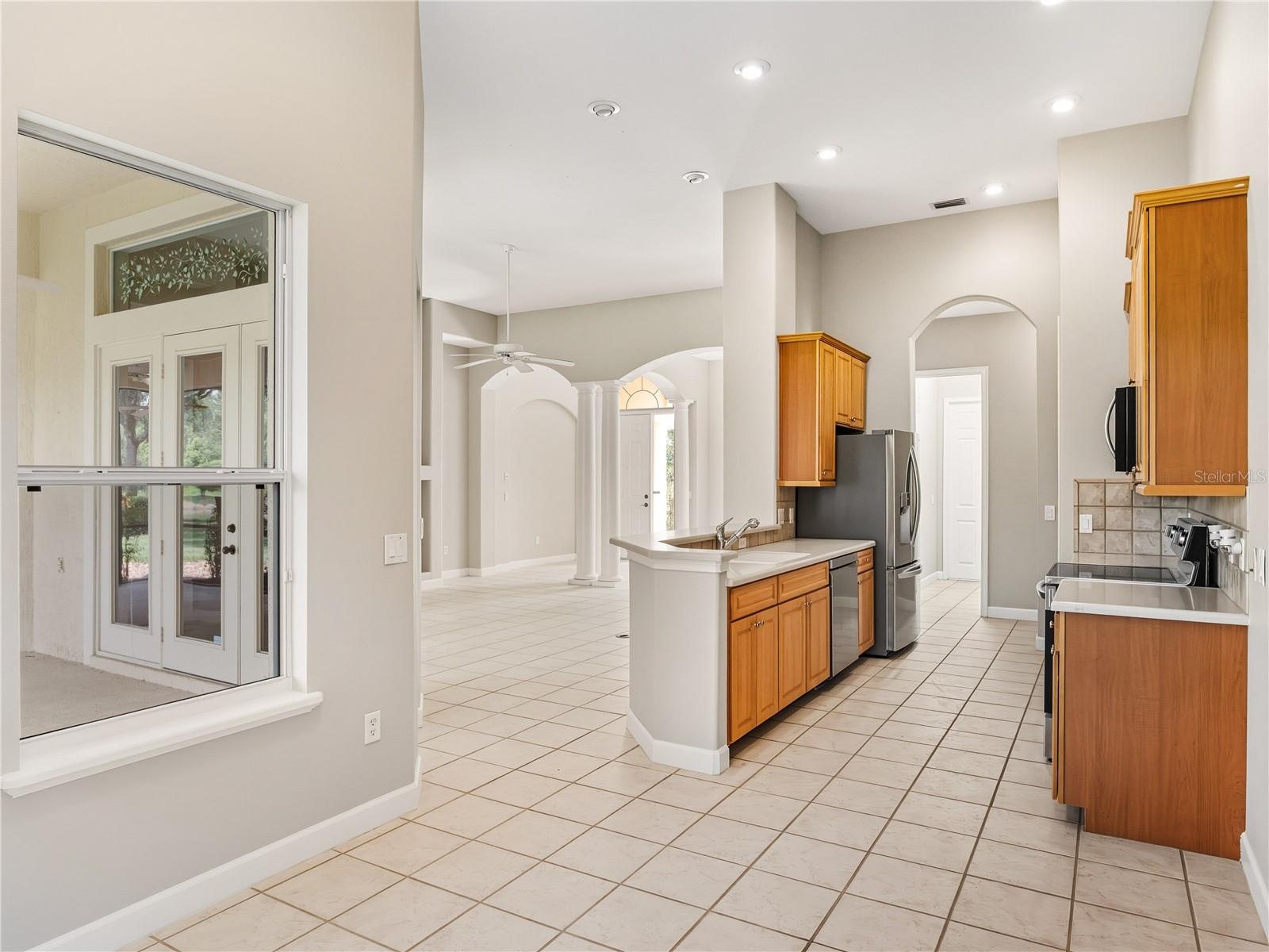 9958 SANTA BARBARA CT, HOWEY IN THE HILLS, FL — photo 25