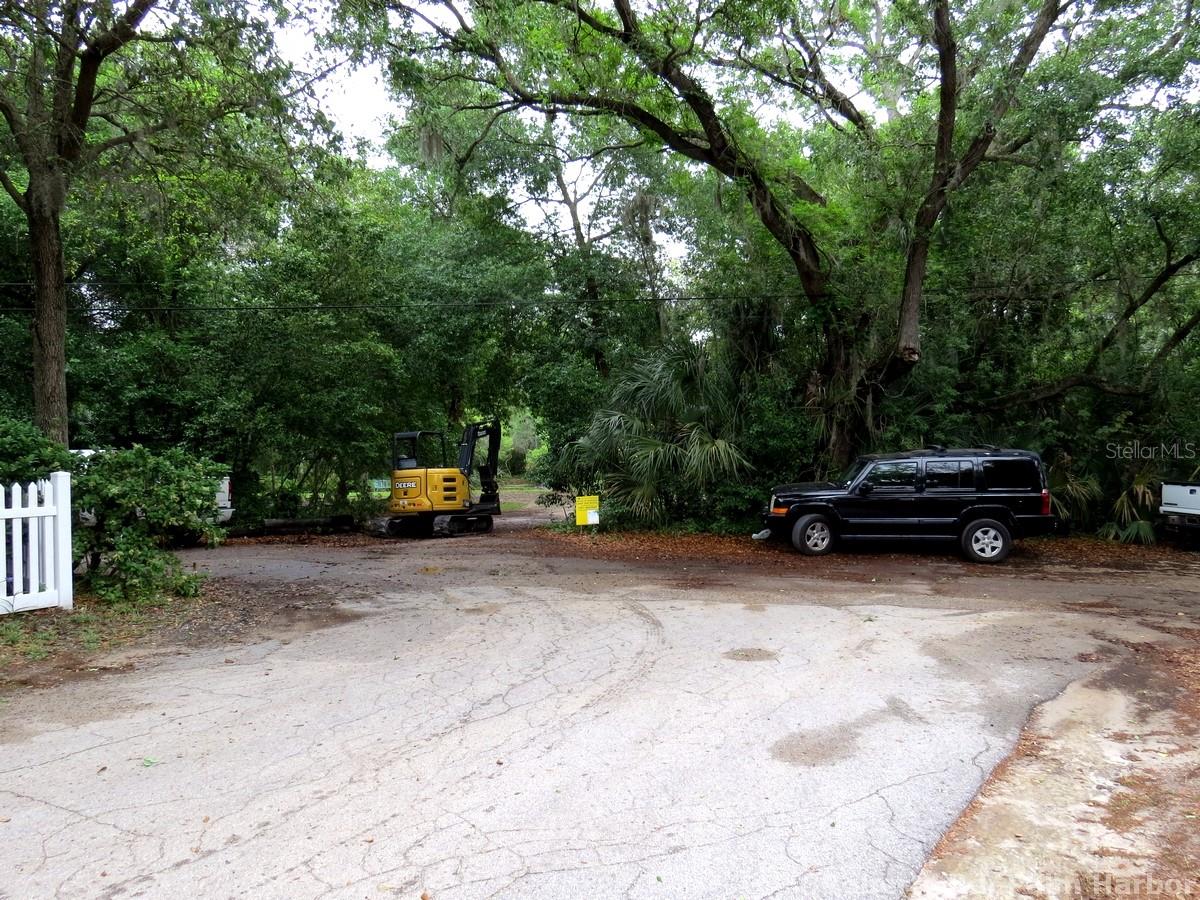 ROBERTS RD, PALM HARBOR, FL — photo 3