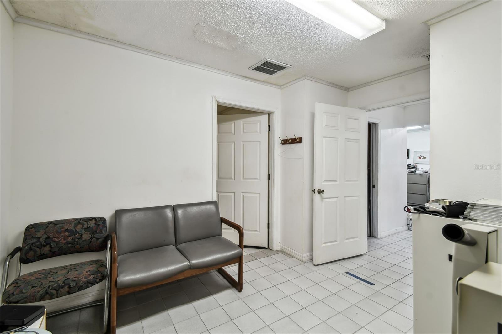 10129 LITTLE RD, NEW PORT RICHEY, FL — photo 72