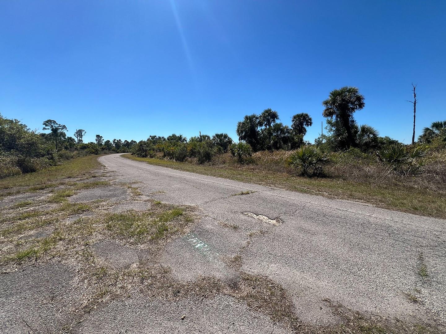 FARVIEW DR, NORTH PORT, FL — photo 2