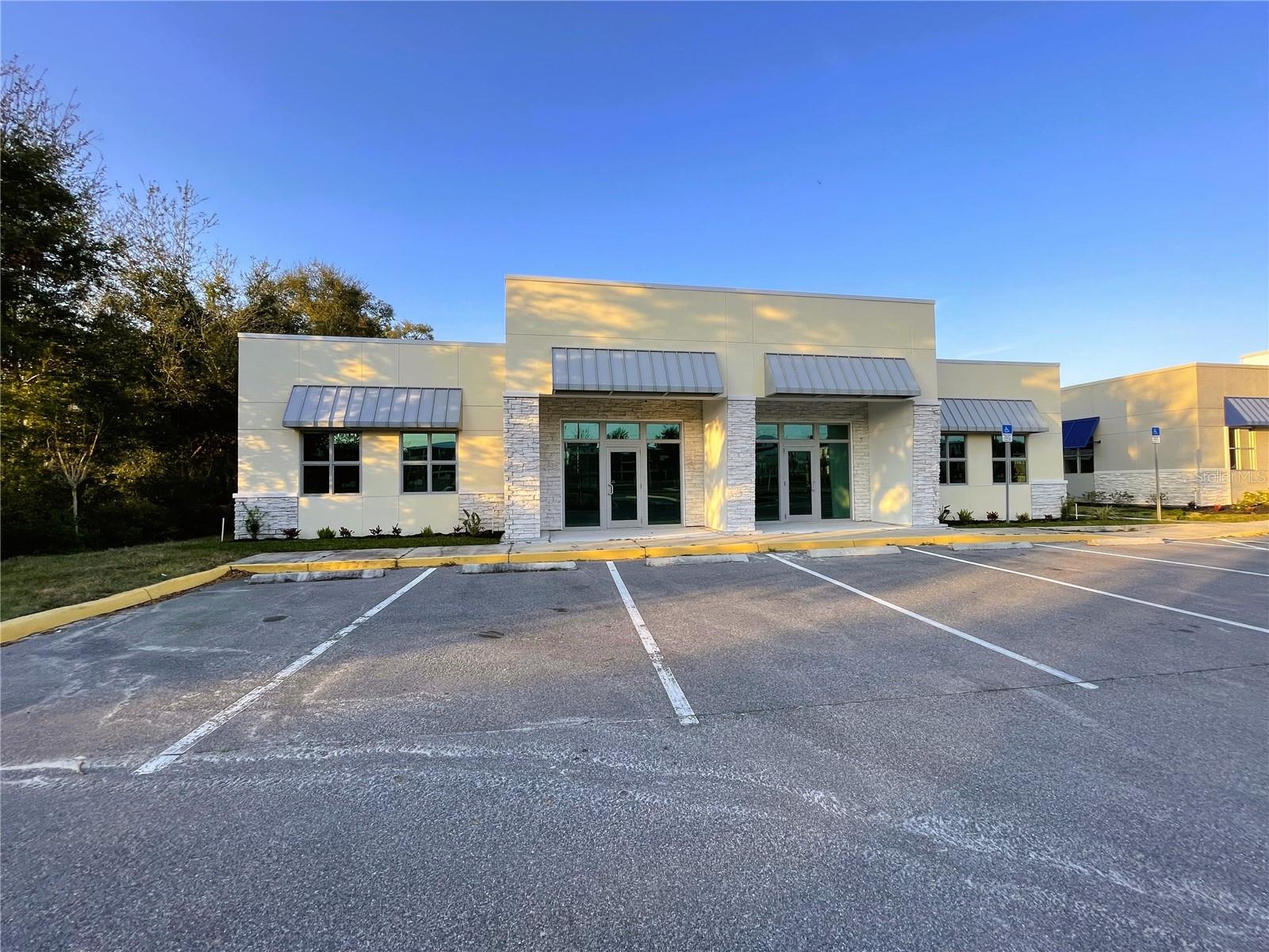 871 HIGHWAY 466, LADY LAKE, FL