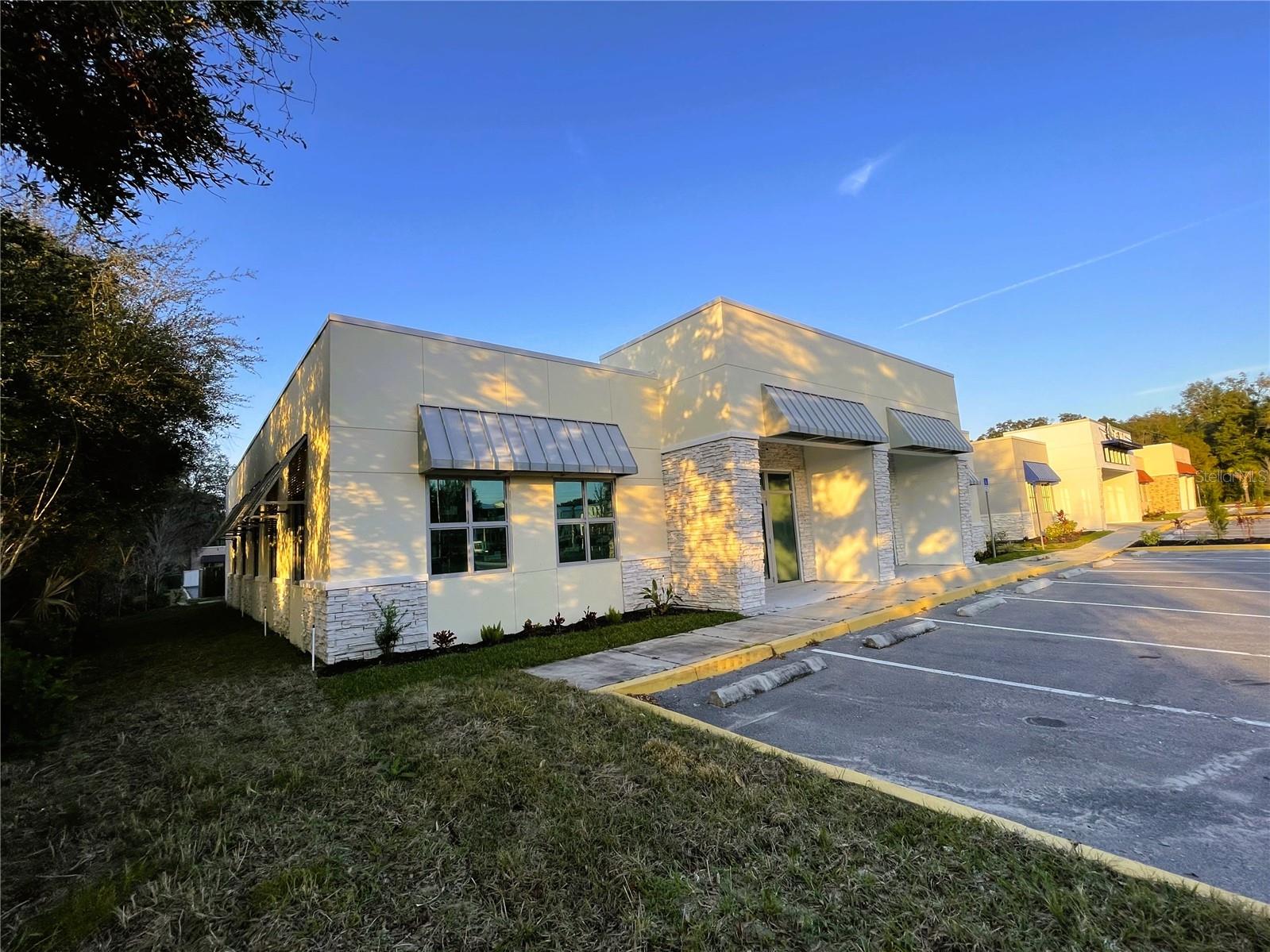 871 HIGHWAY 466, LADY LAKE, FL — photo 5