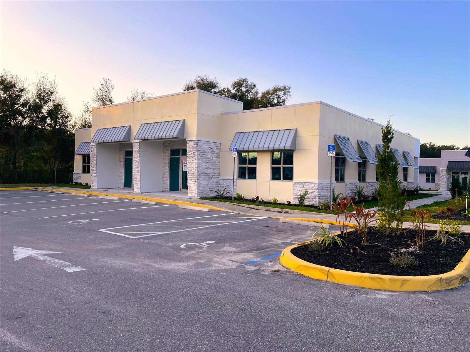 871 HIGHWAY 466, LADY LAKE, FL — photo 9