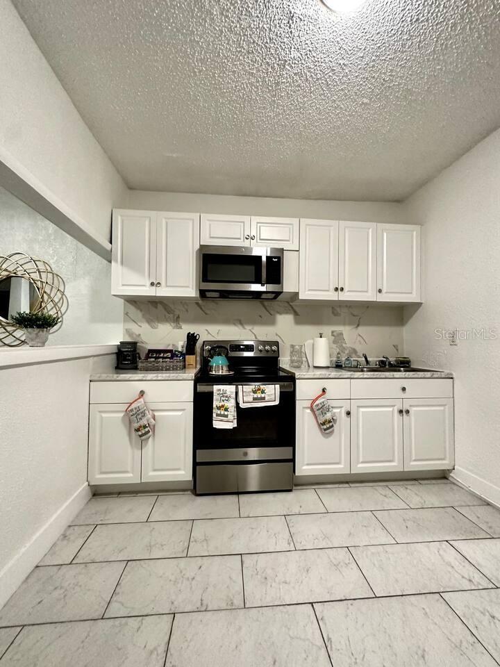 1743 YALE ST S, ST PETERSBURG, FL — photo 21
