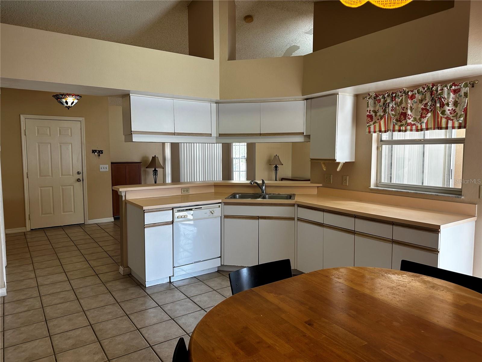 121 LOMA BONITA DR, DAVENPORT, FL — photo 32
