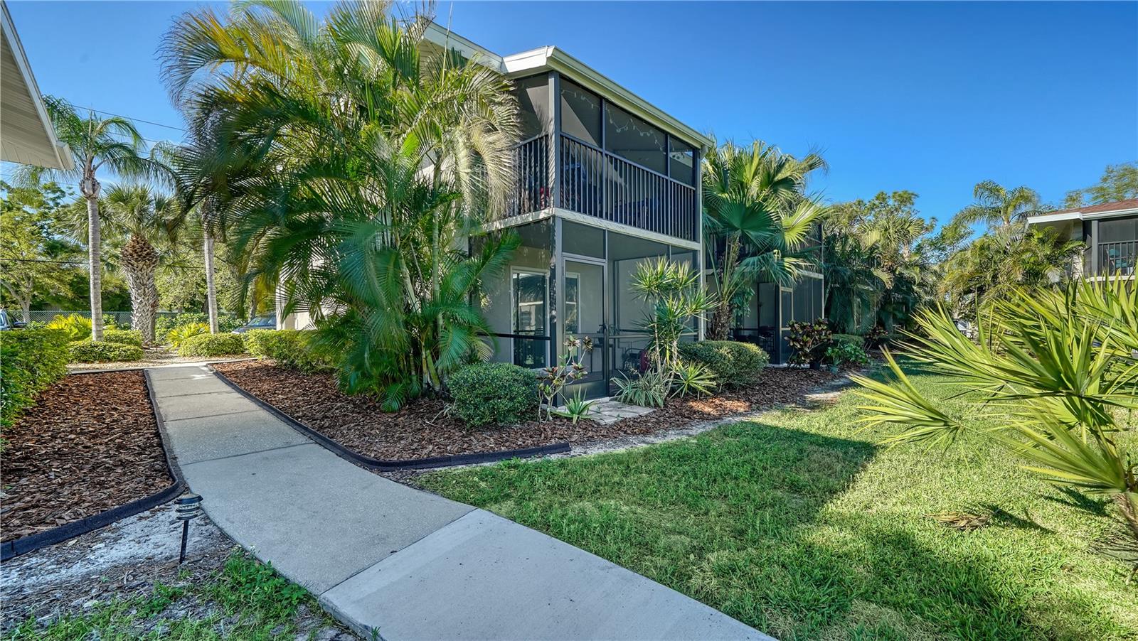 966 LA COSTA CIR #1, SARASOTA, FL — photo 44