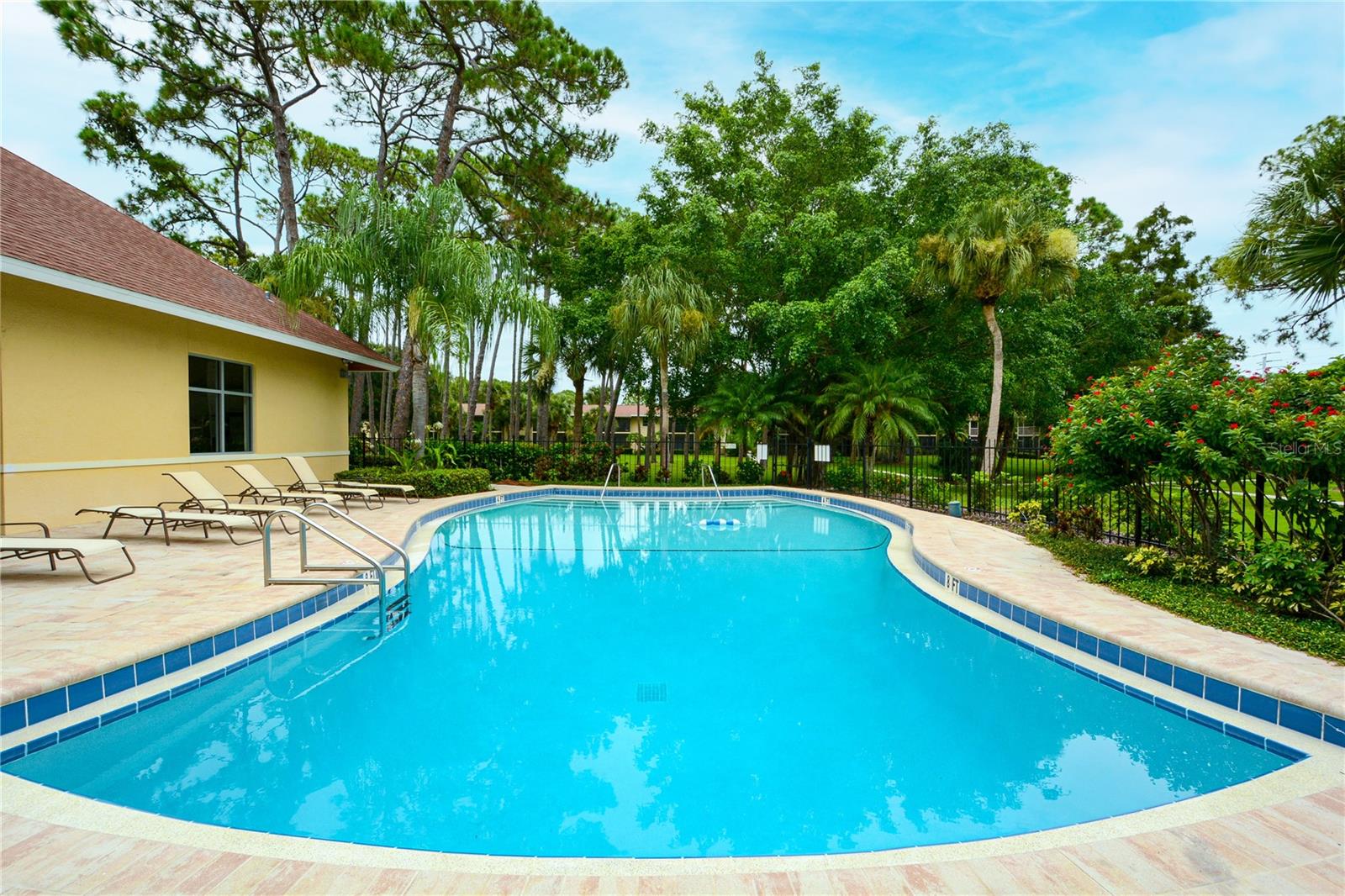 966 LA COSTA CIR #1, SARASOTA, FL — photo 50