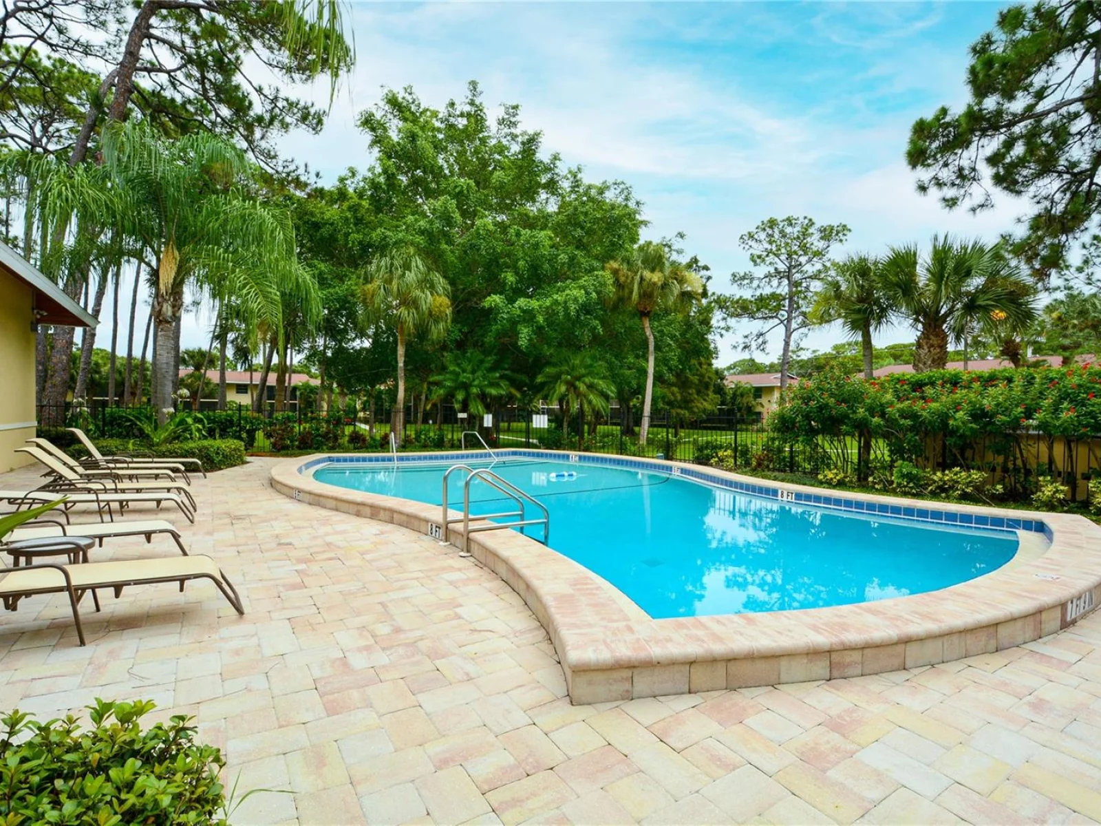 966 LA COSTA CIR #1, SARASOTA, FL — photo 52