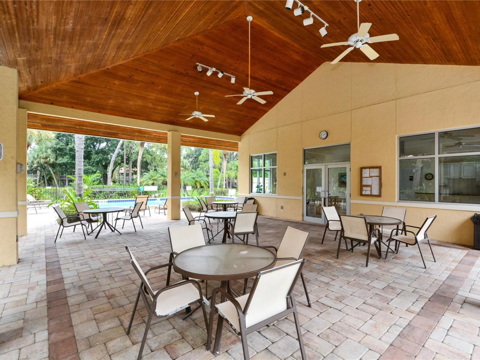 966 LA COSTA CIR #1, SARASOTA, FL — photo 58