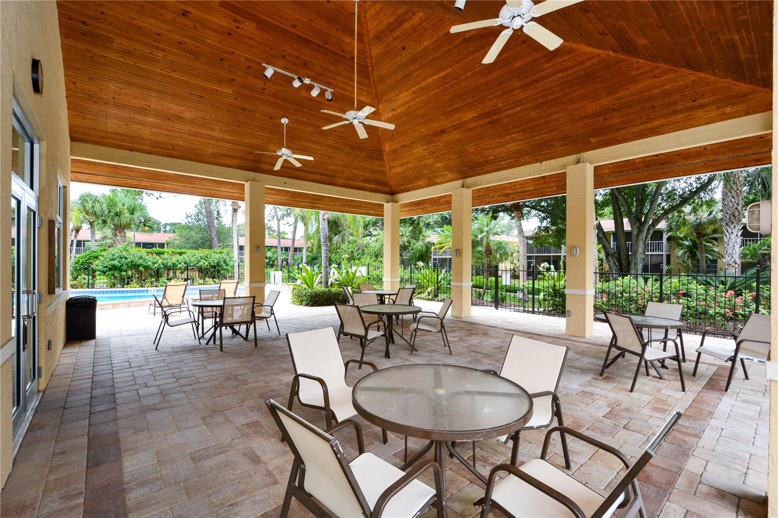 966 LA COSTA CIR #1, SARASOTA, FL — photo 60