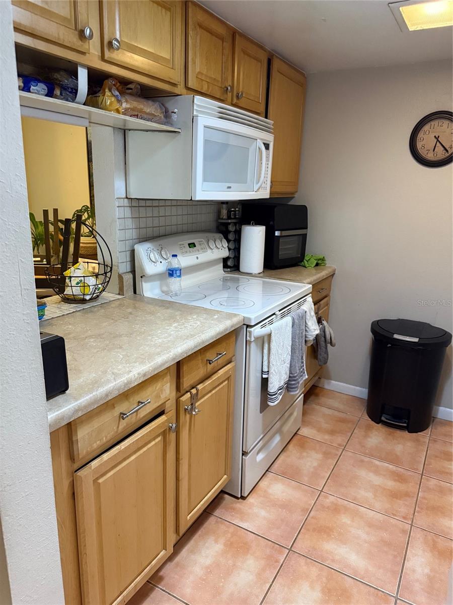 3240 S SEMORAN BLVD #14, ORLANDO, FL — photo 5