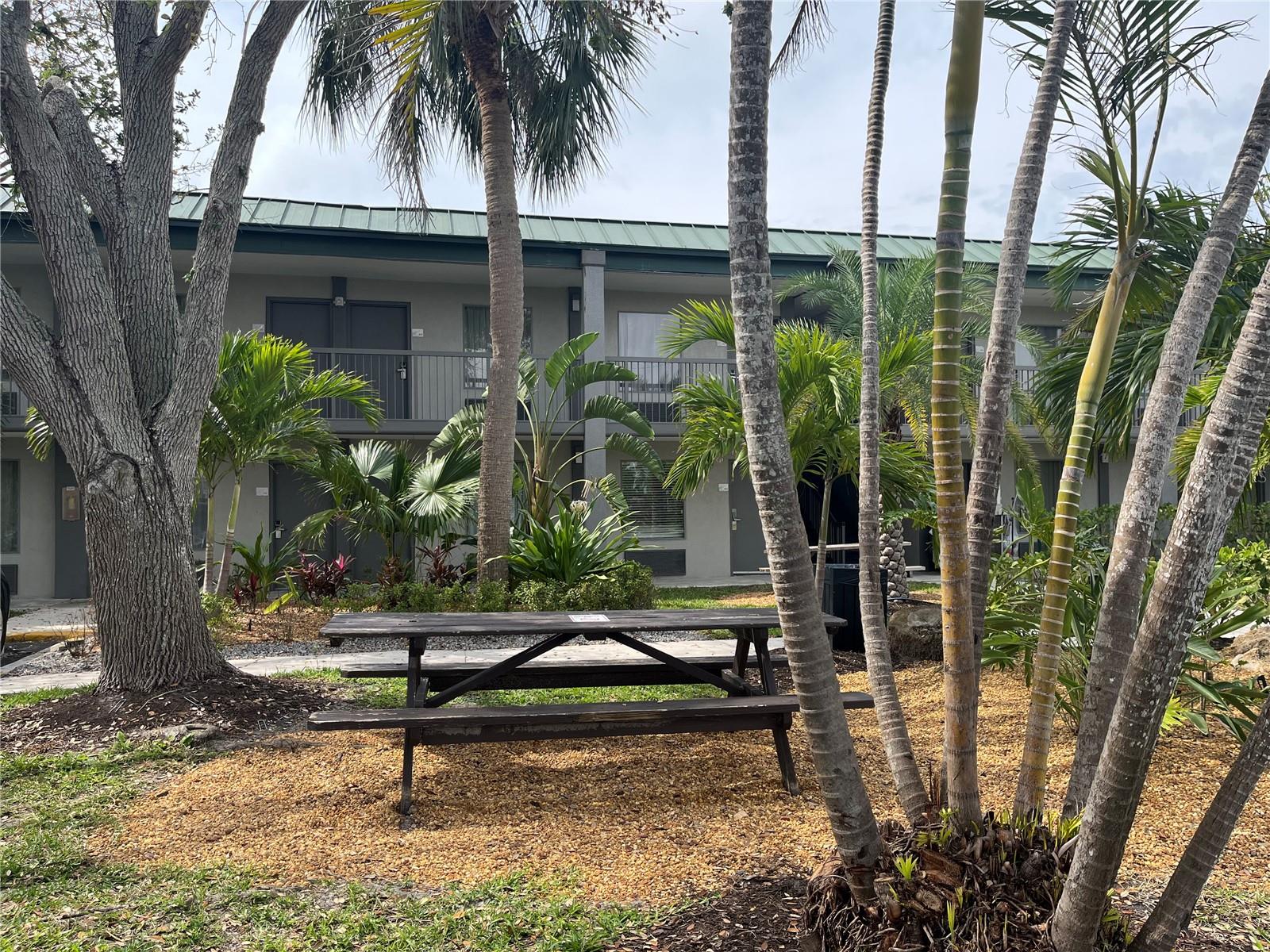 7150 N TAMIAMI TRL #S510, SARASOTA, FL — photo 17