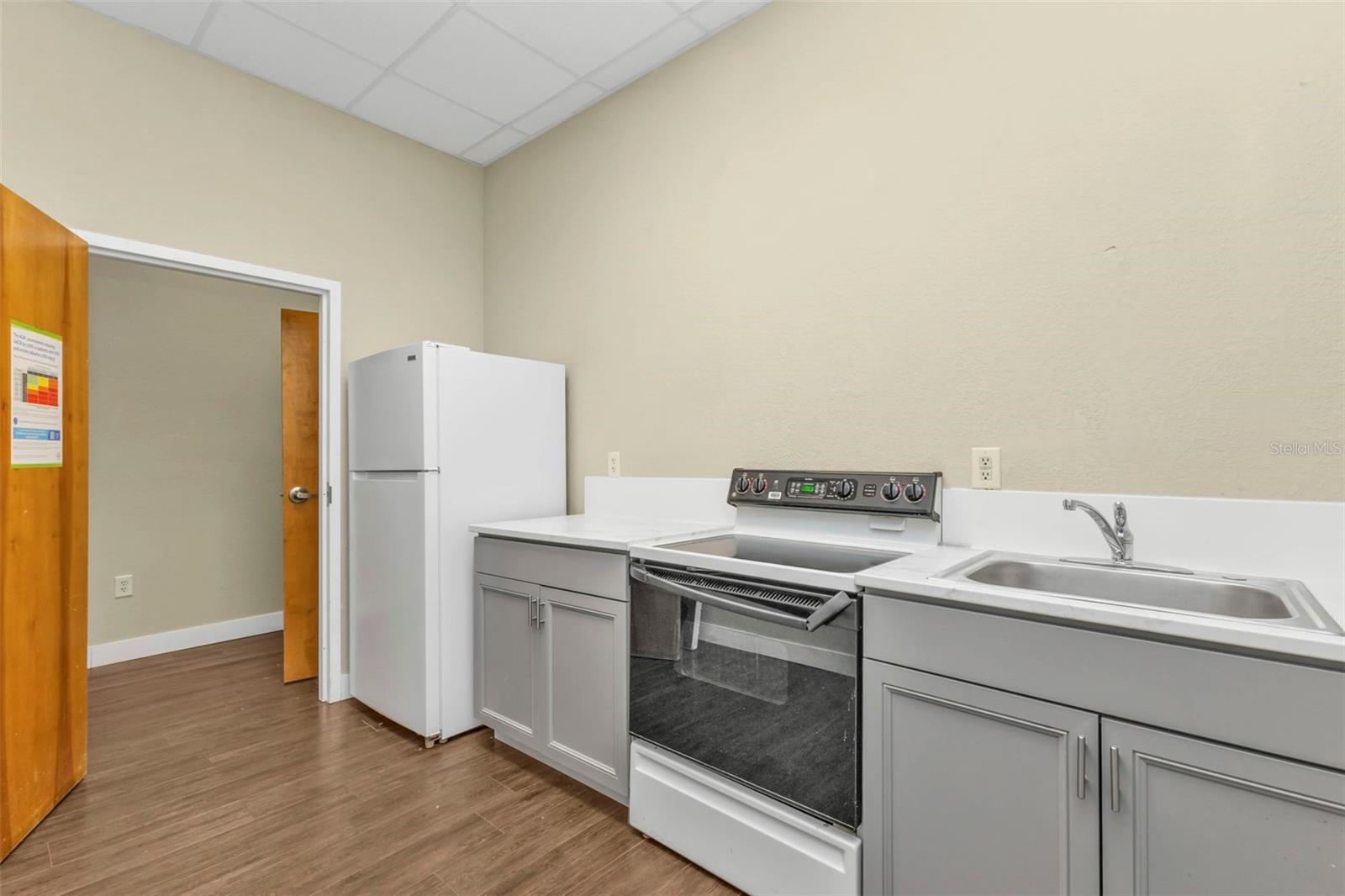 2484 CARING WAY #F, PORT CHARLOTTE, FL — photo 10