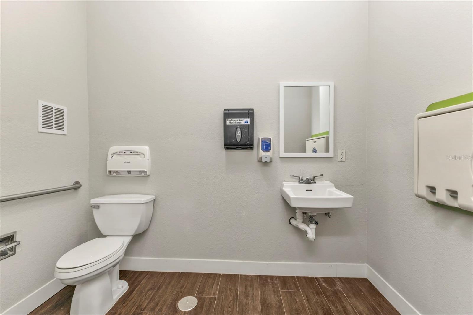 2484 CARING WAY #F, PORT CHARLOTTE, FL — photo 29