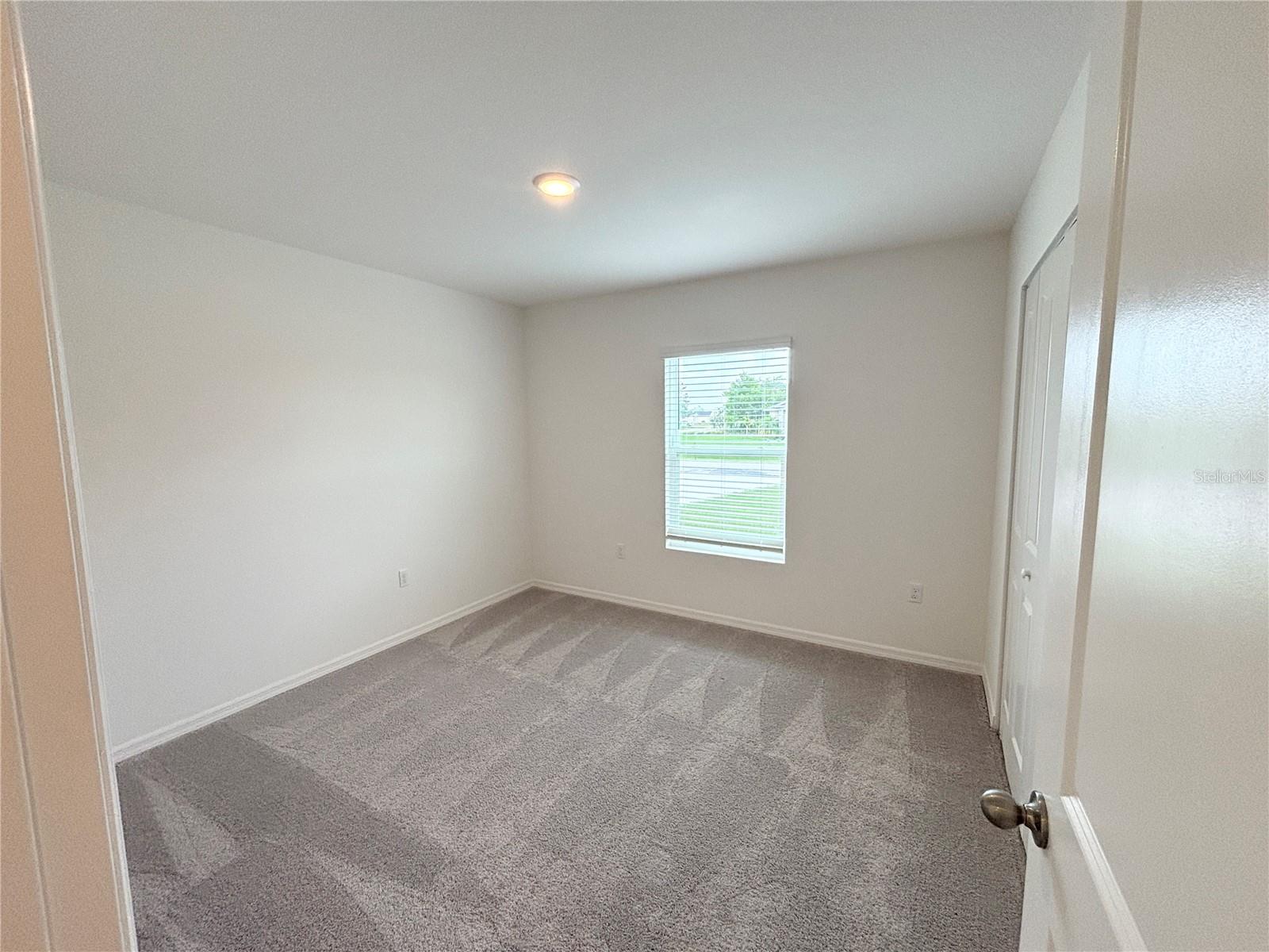 137 MAPLE DR W, KISSIMMEE, FL — photo 10