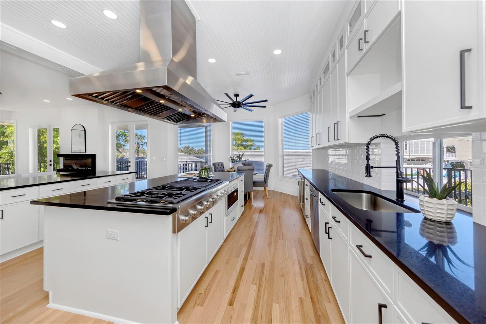 606 INDIANA AVE, CRYSTAL BEACH, FL — photo 11