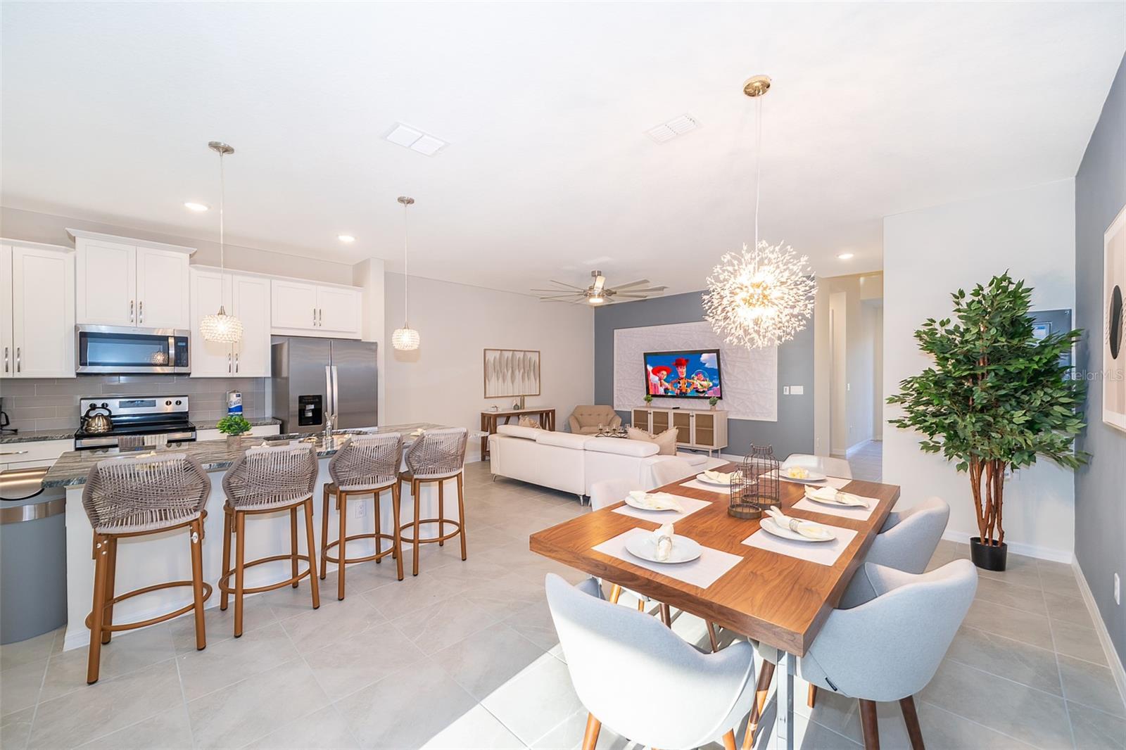 1696 TROPICAL PALMS CIR, KISSIMMEE, FL — photo 15