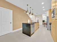 7663 RECIFE DR — photo 8