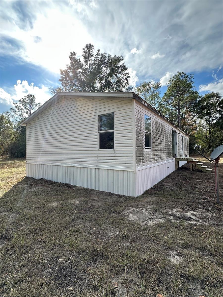 28430 SW 97TH LN, NEWBERRY, FL — photo 3