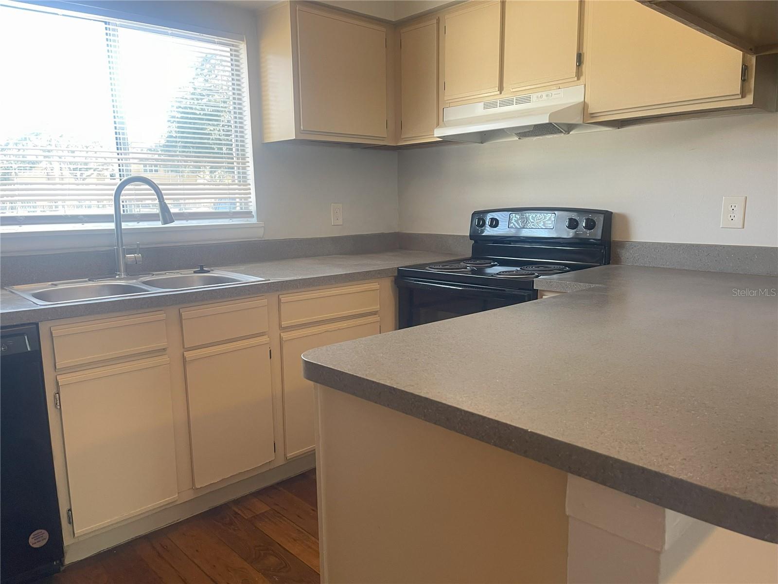 4419 S SEMORAN BLVD #7, ORLANDO, FL — photo 2