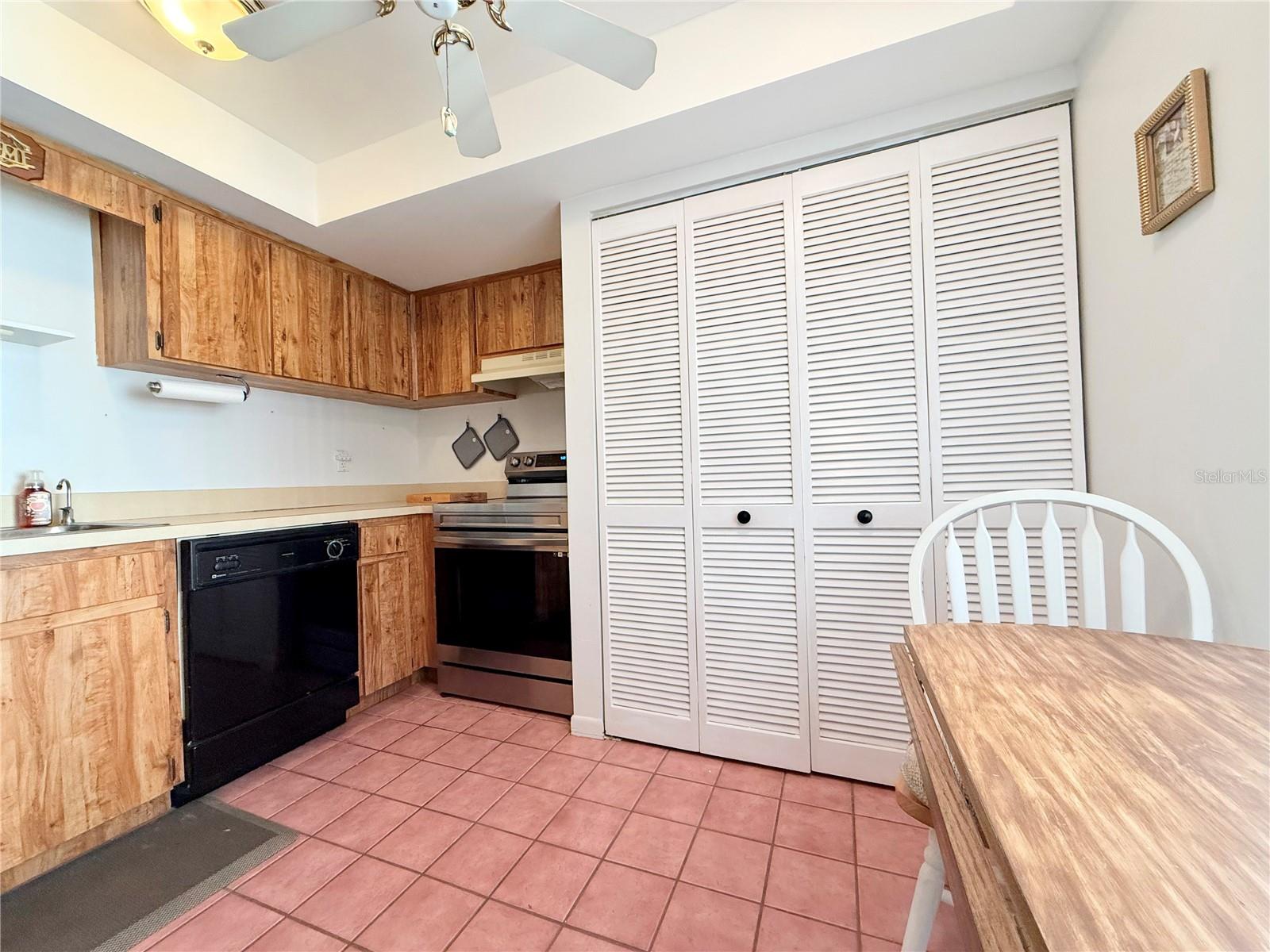 9000 COMMODORE DR #302, SEMINOLE, FL — photo 10