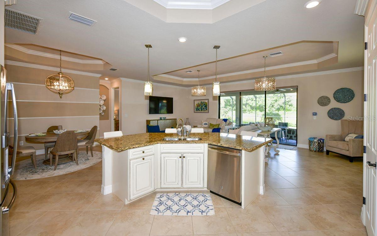 5930 CESSNA RUN, BRADENTON, FL — photo 21