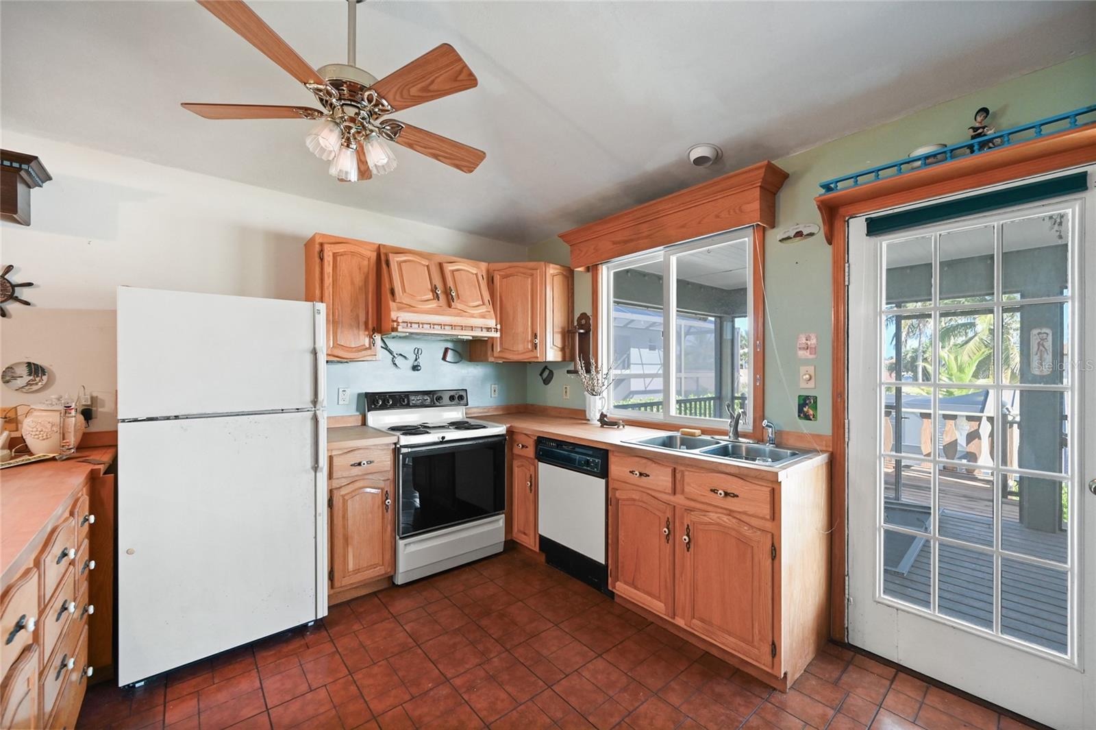 103 TAHITI CIR, NAPLES, FL — photo 12