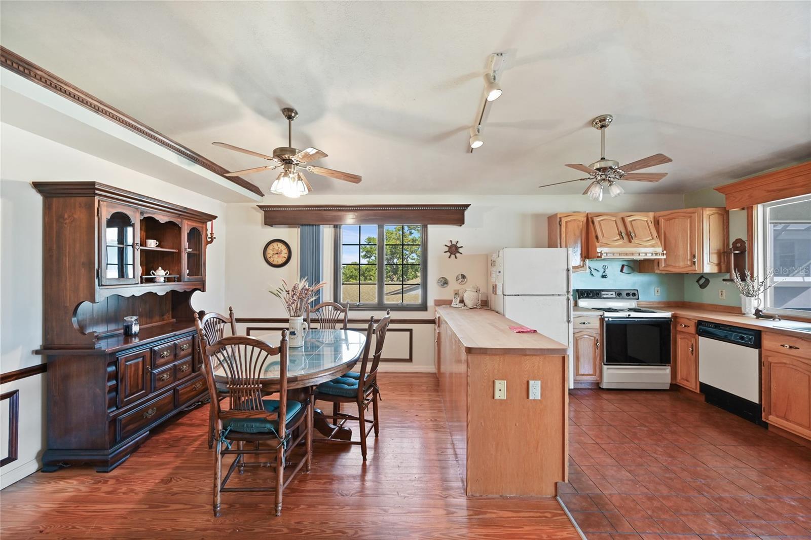 103 TAHITI CIR, NAPLES, FL — photo 22