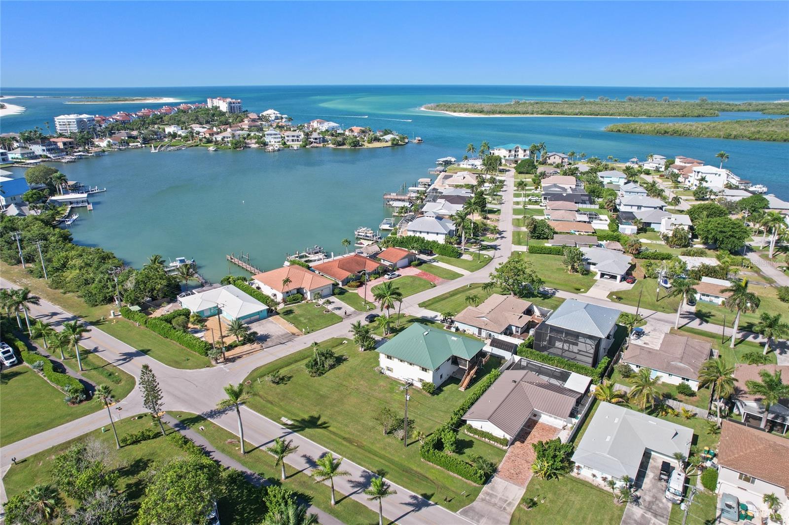 103 TAHITI CIR, NAPLES, FL — photo 36
