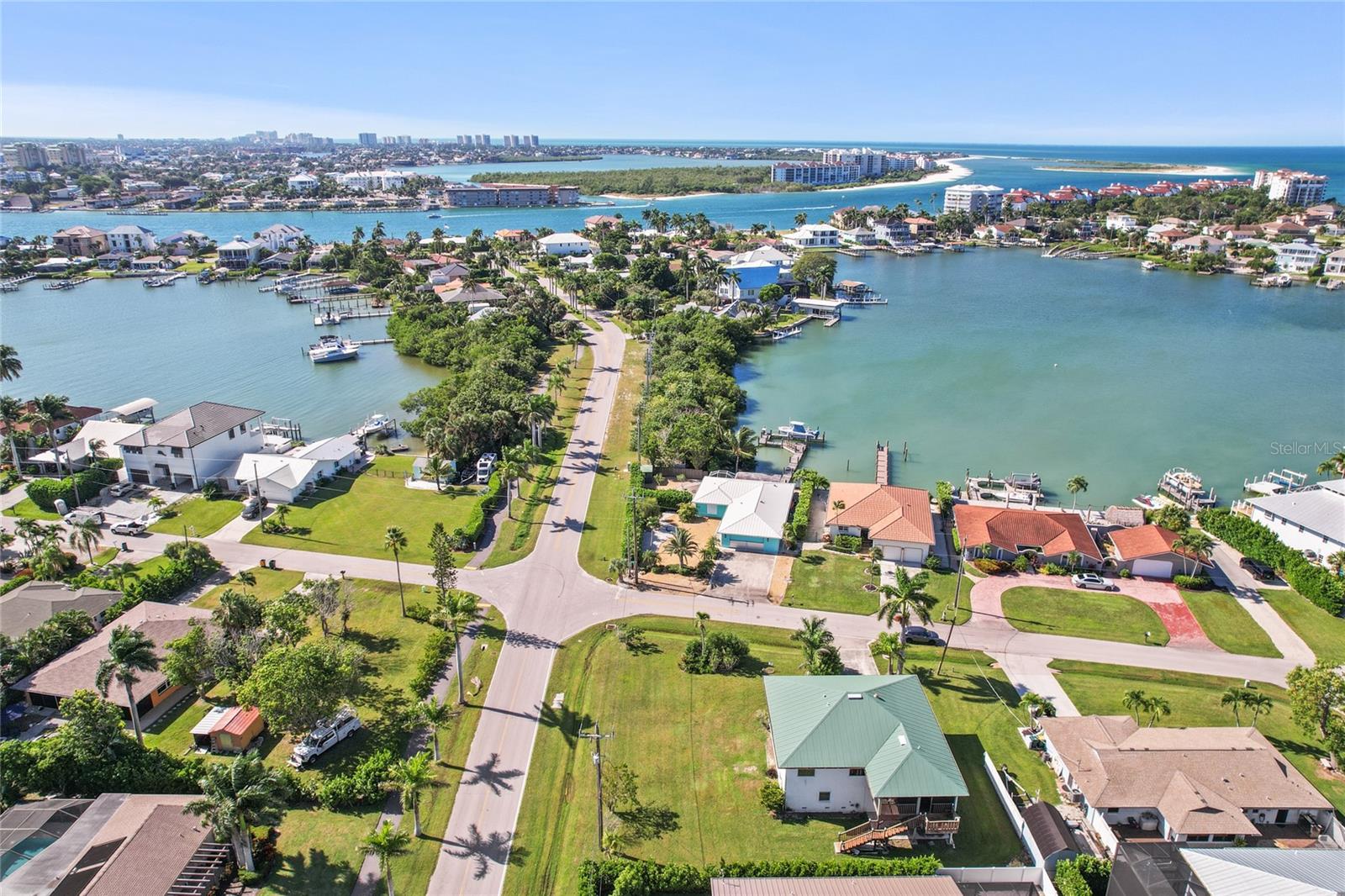 103 TAHITI CIR, NAPLES, FL — photo 37